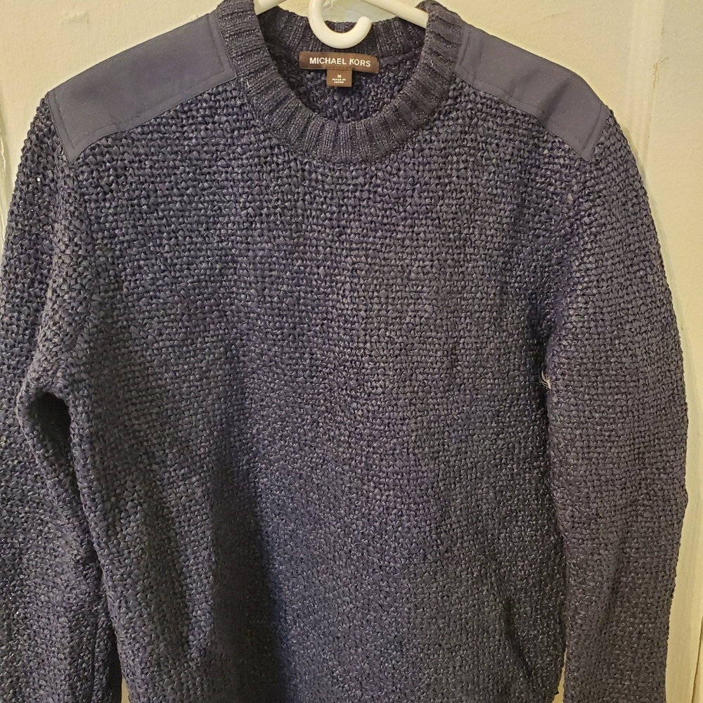 Shirt - Picture 2 of 3